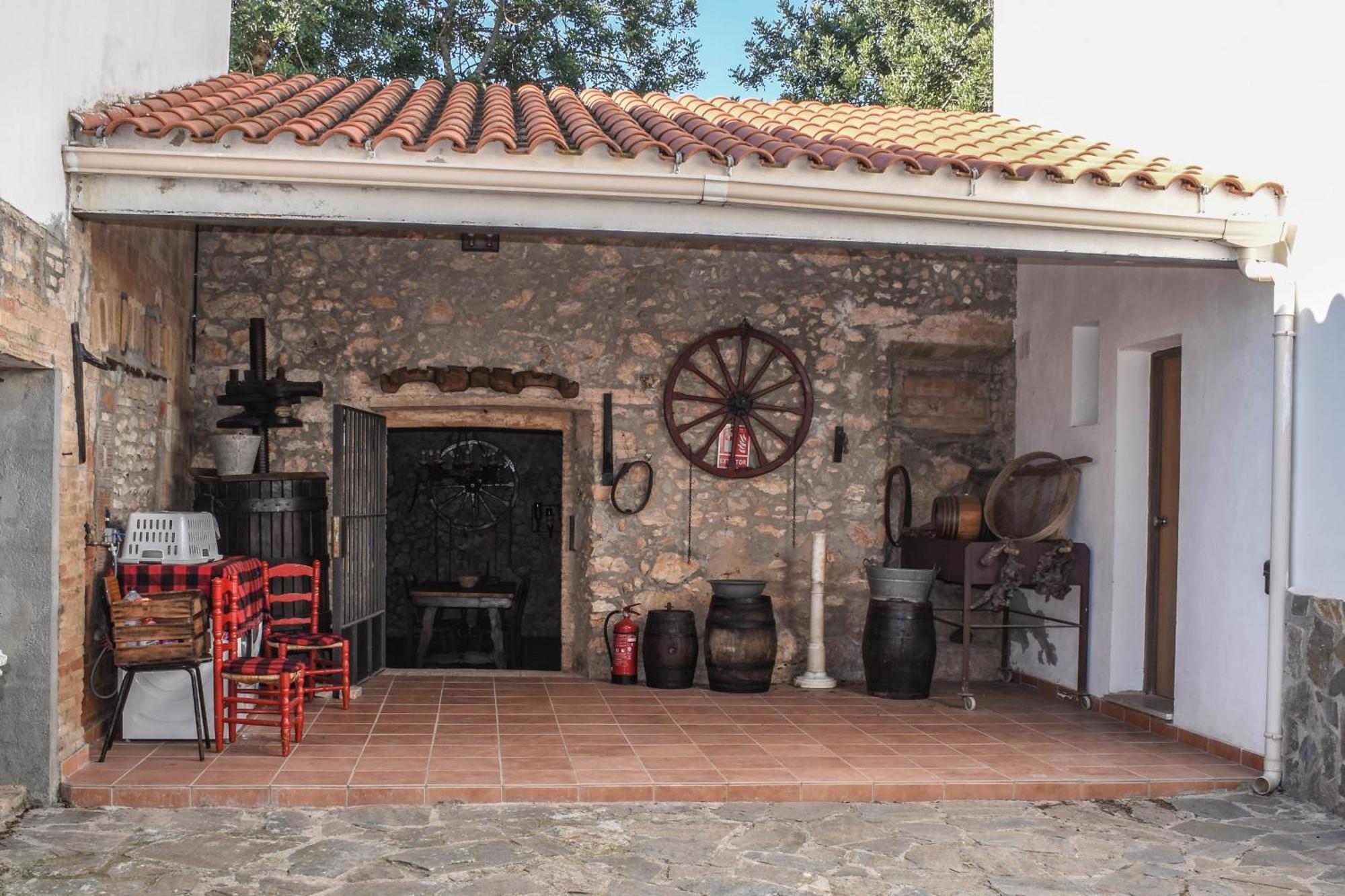Masia St Salvador 1582 Cubelles Exteriér fotografie